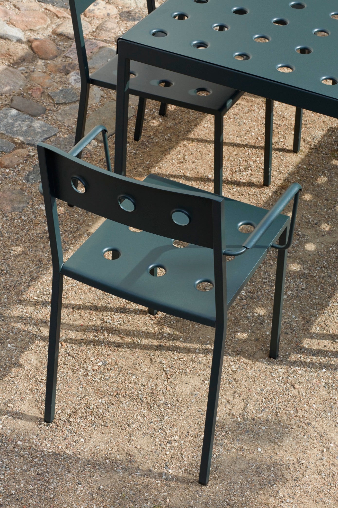 Hay BALCONY -käsinojatuoli