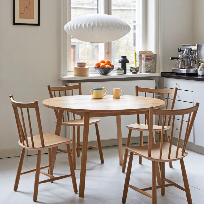 Hay TRIANGLE -pöytä