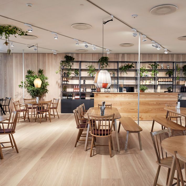 Hay TRIANGLE -pöytä