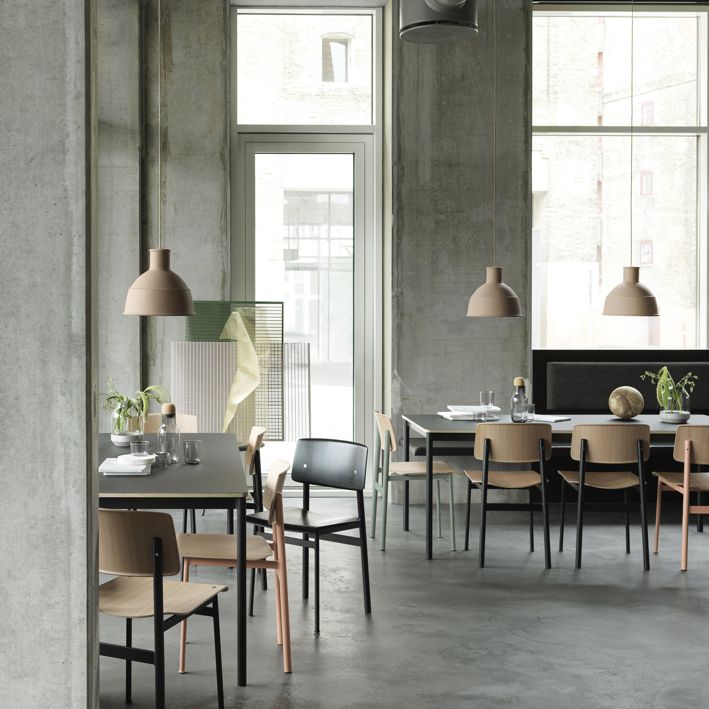 Muuto BASE -pöytä, 140x70 white/plywood/white