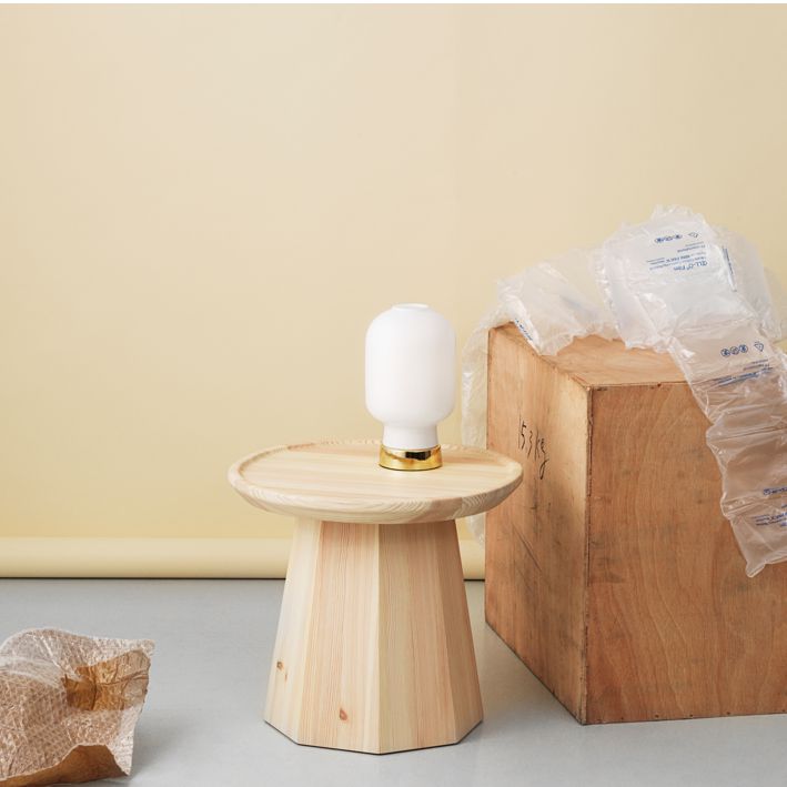 Normann Copenhagen AMP -pöytävalaisin