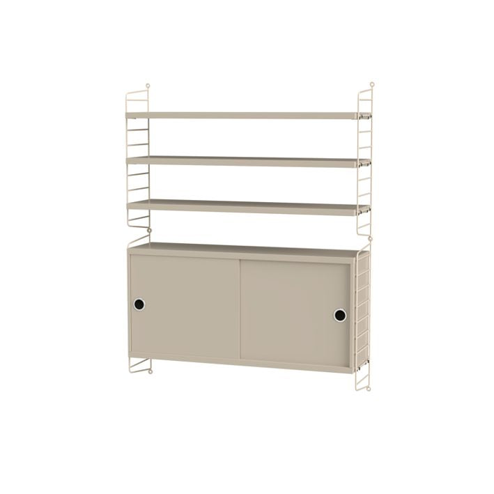 String System seinähylly liukuovikaapilla, living room I