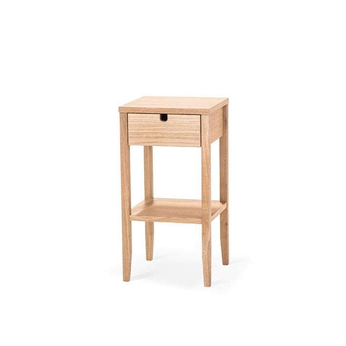 Torkelson KLINTE -yöpöytä