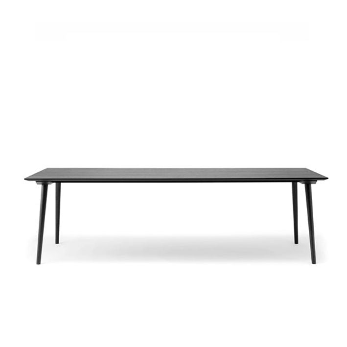 &tradition IN BETWEEN SK5/SK6 -pöytä