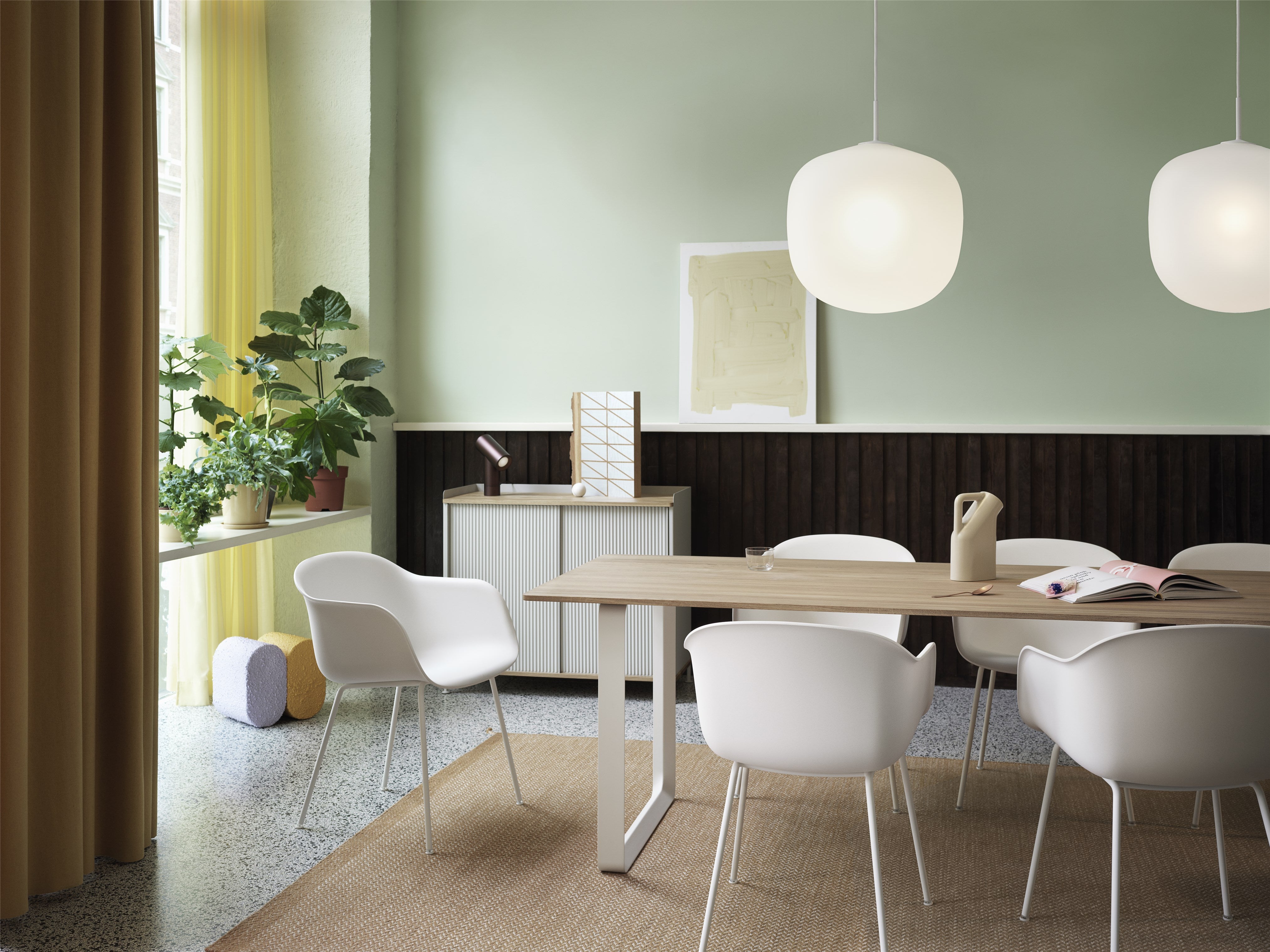 Muuto 70/70 -pöytä, solid oak