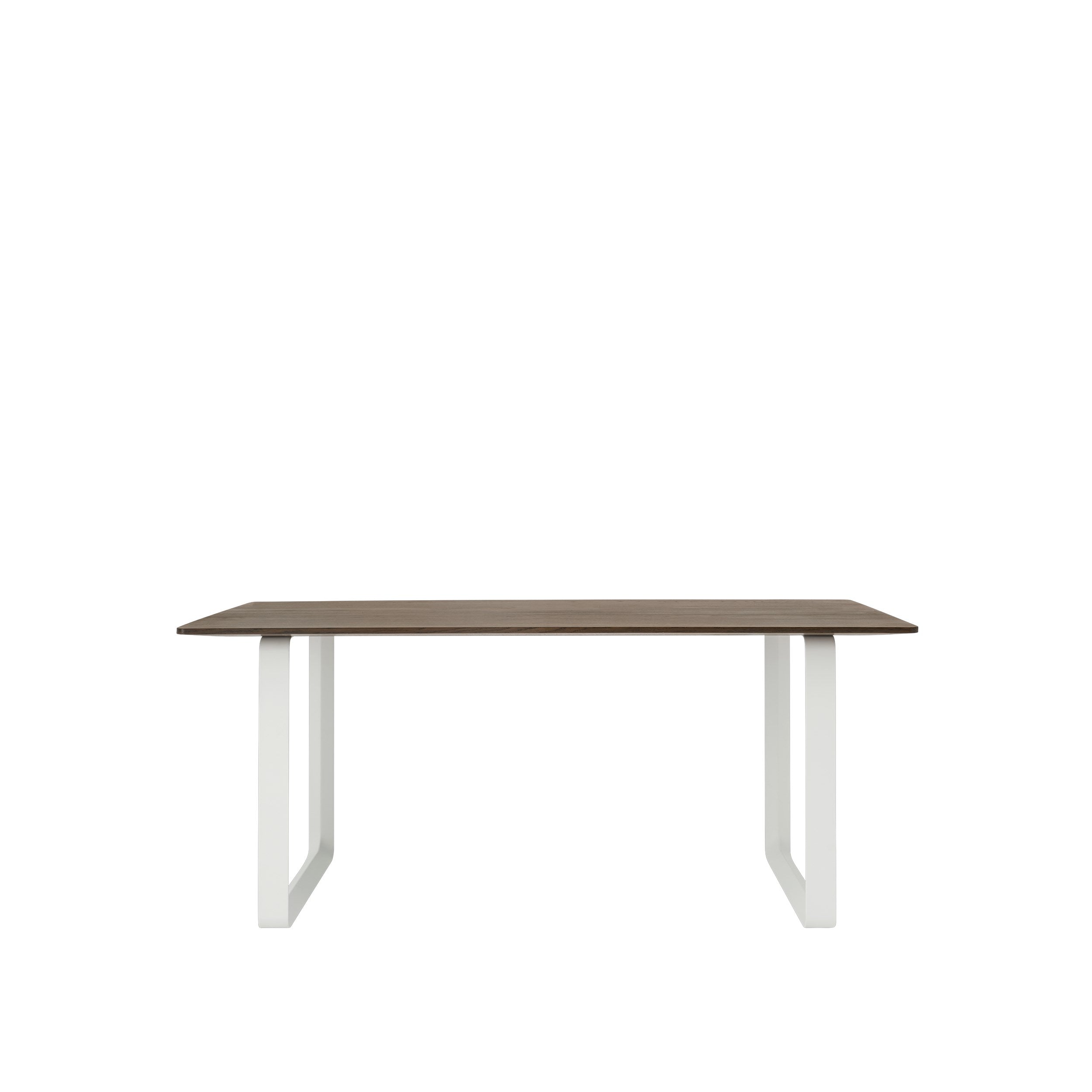 Muuto 70/70 -pöytä, solid oak