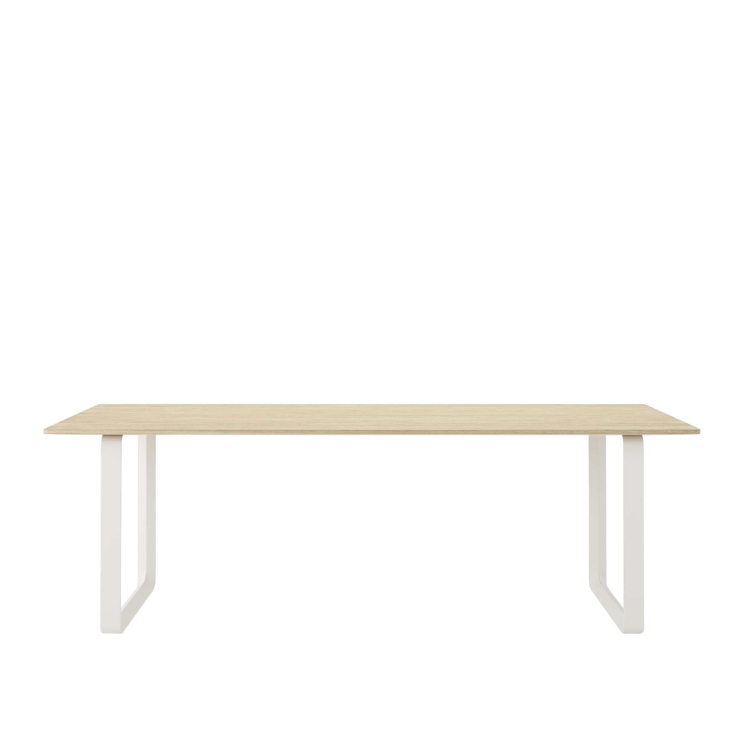 Muuto 70/70 -pöytä, solid oak