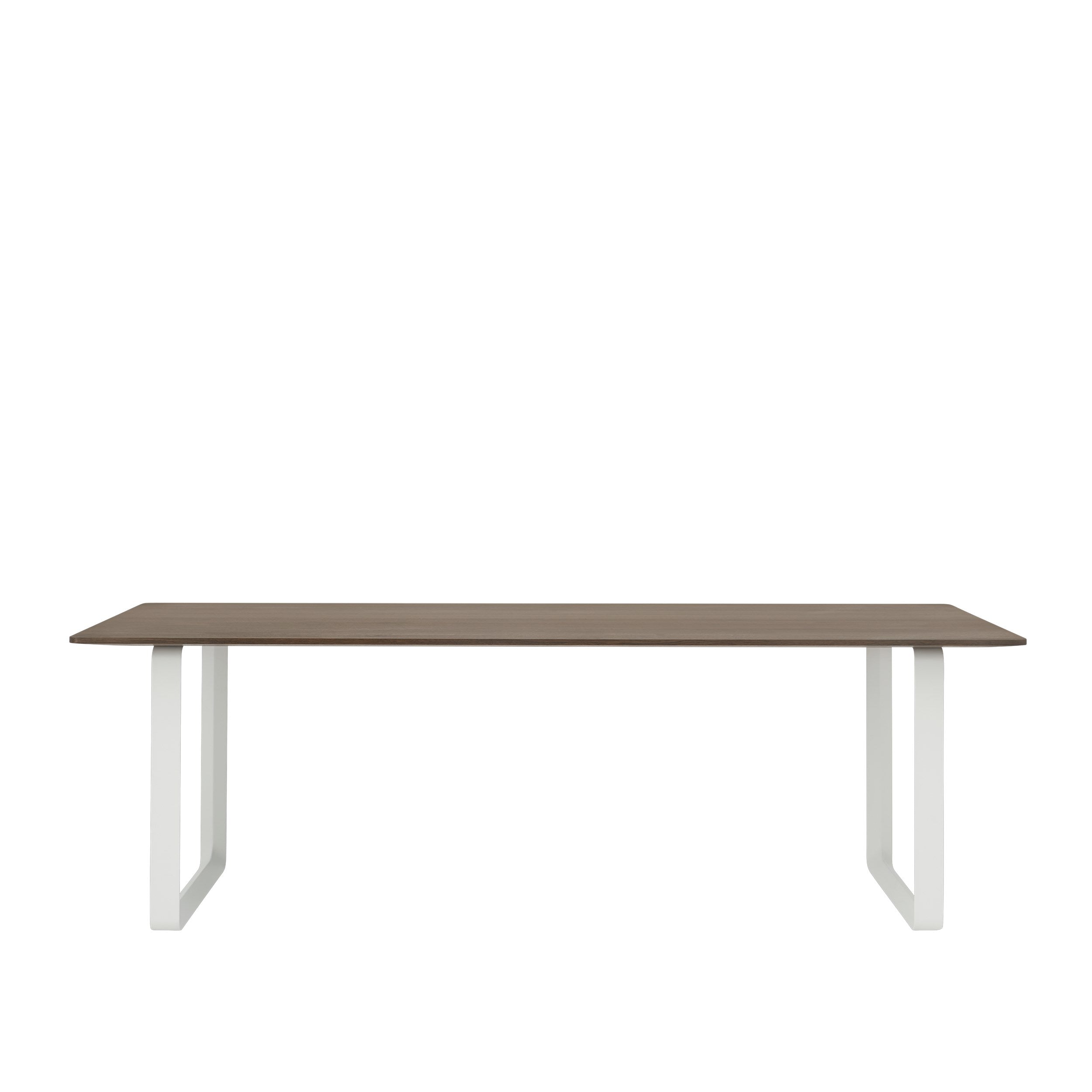Muuto 70/70 -pöytä, solid oak