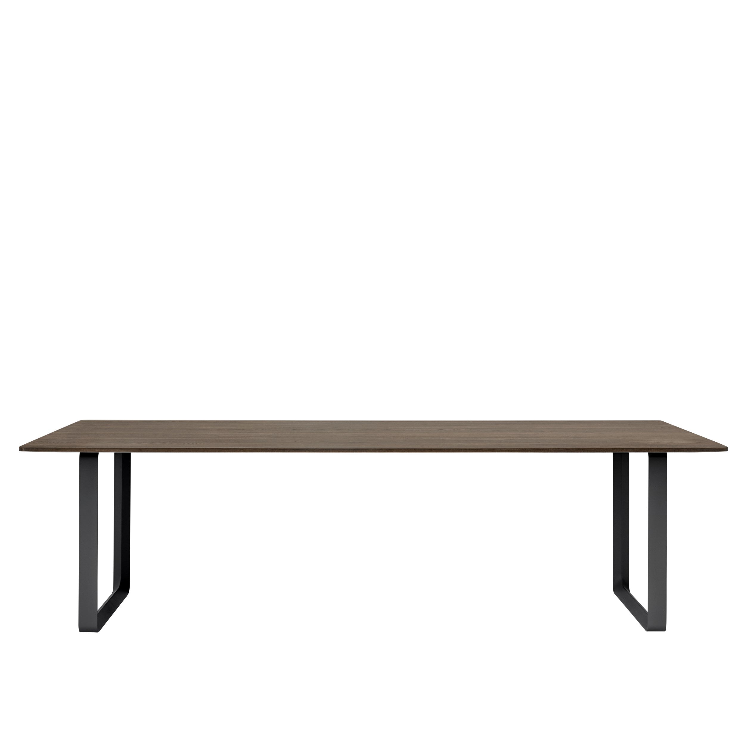 Muuto 70/70 -pöytä, solid oak