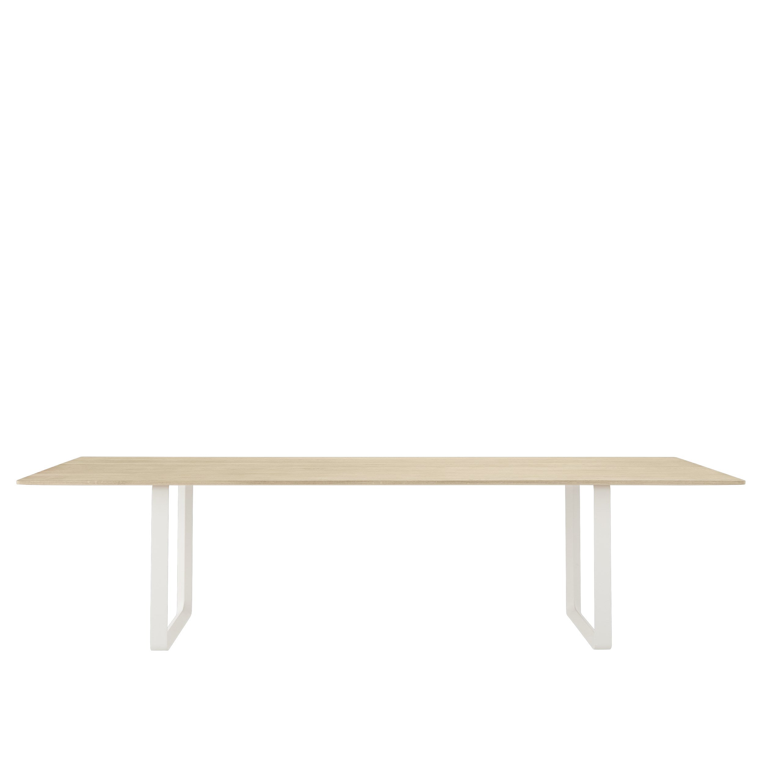 Muuto 70/70 -pöytä, solid oak
