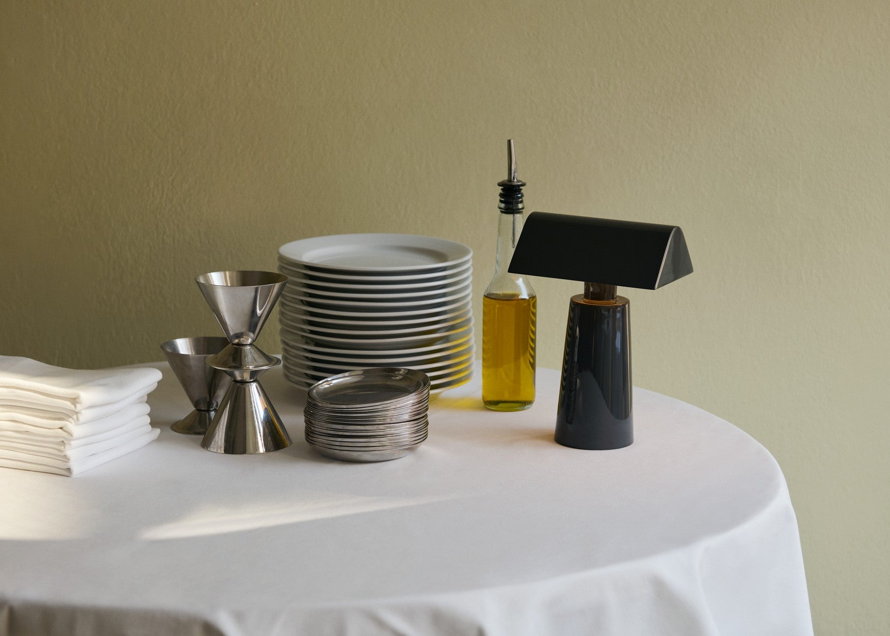 &tradition CARET PORTABLE MF1 -valaisin