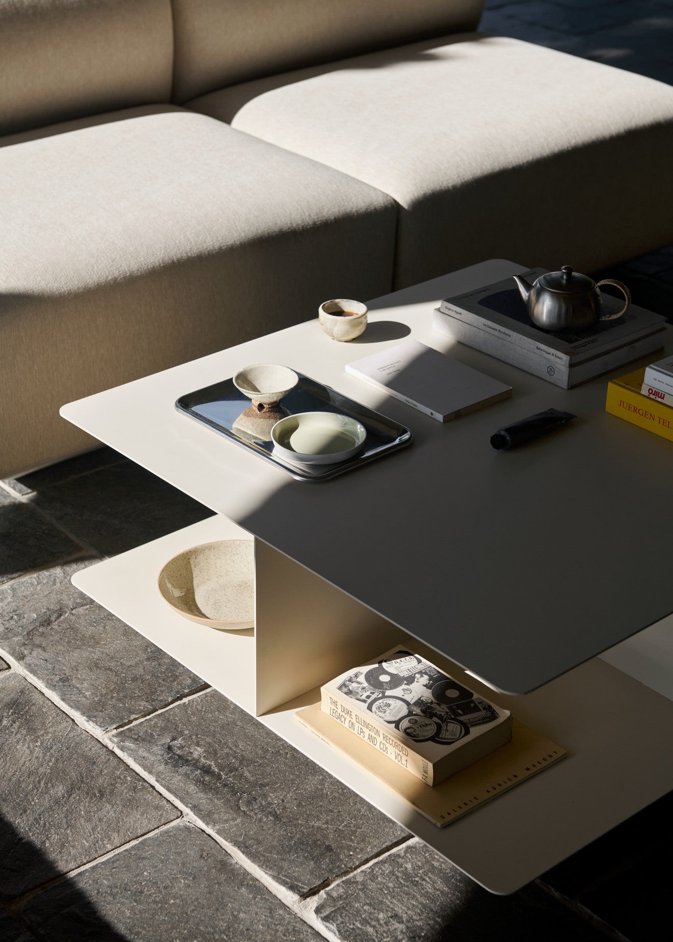 &tradition DEVELIUS EV3 COFFEE TABLE -pöytä