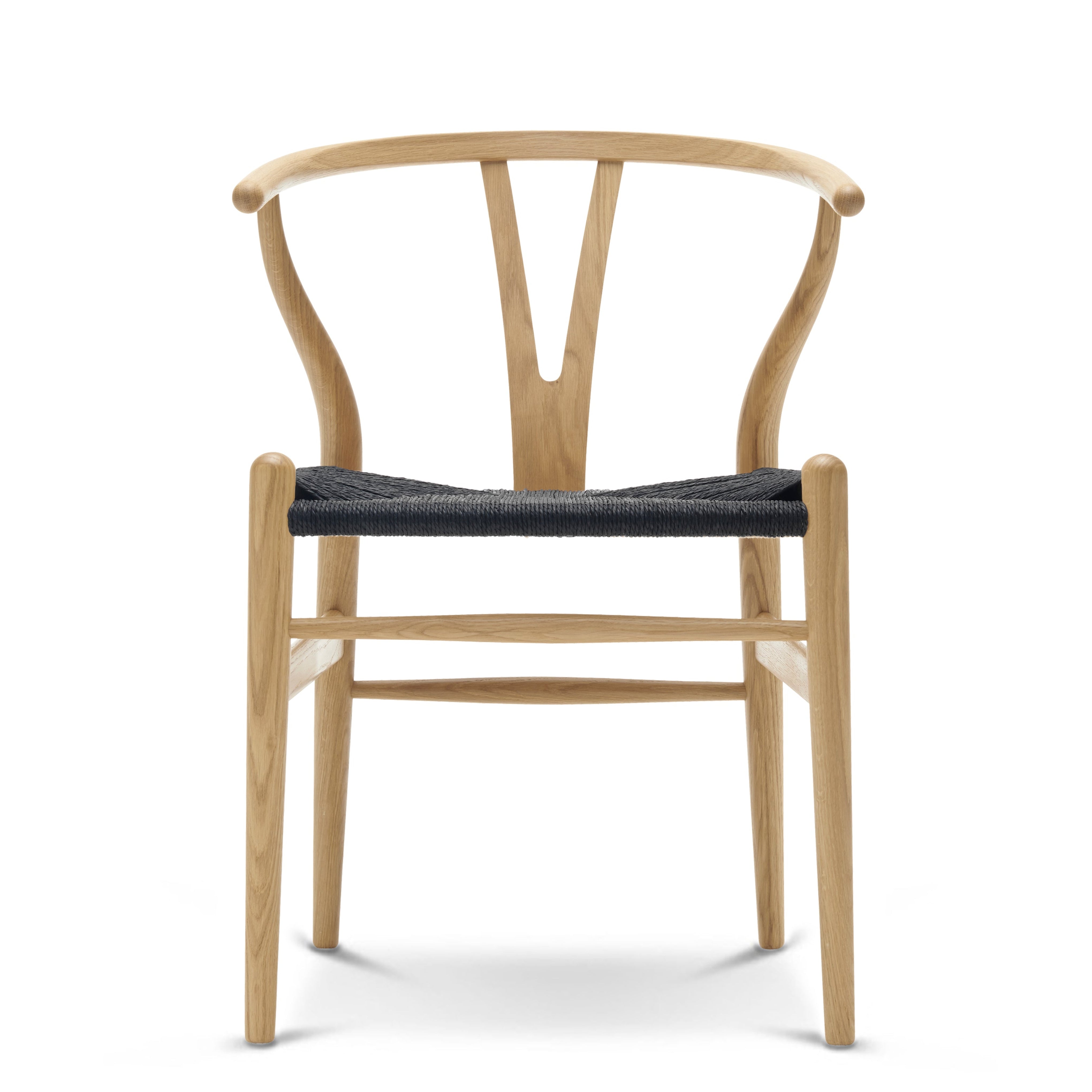 Carl Hansen CH24 Wishbone -tuoli