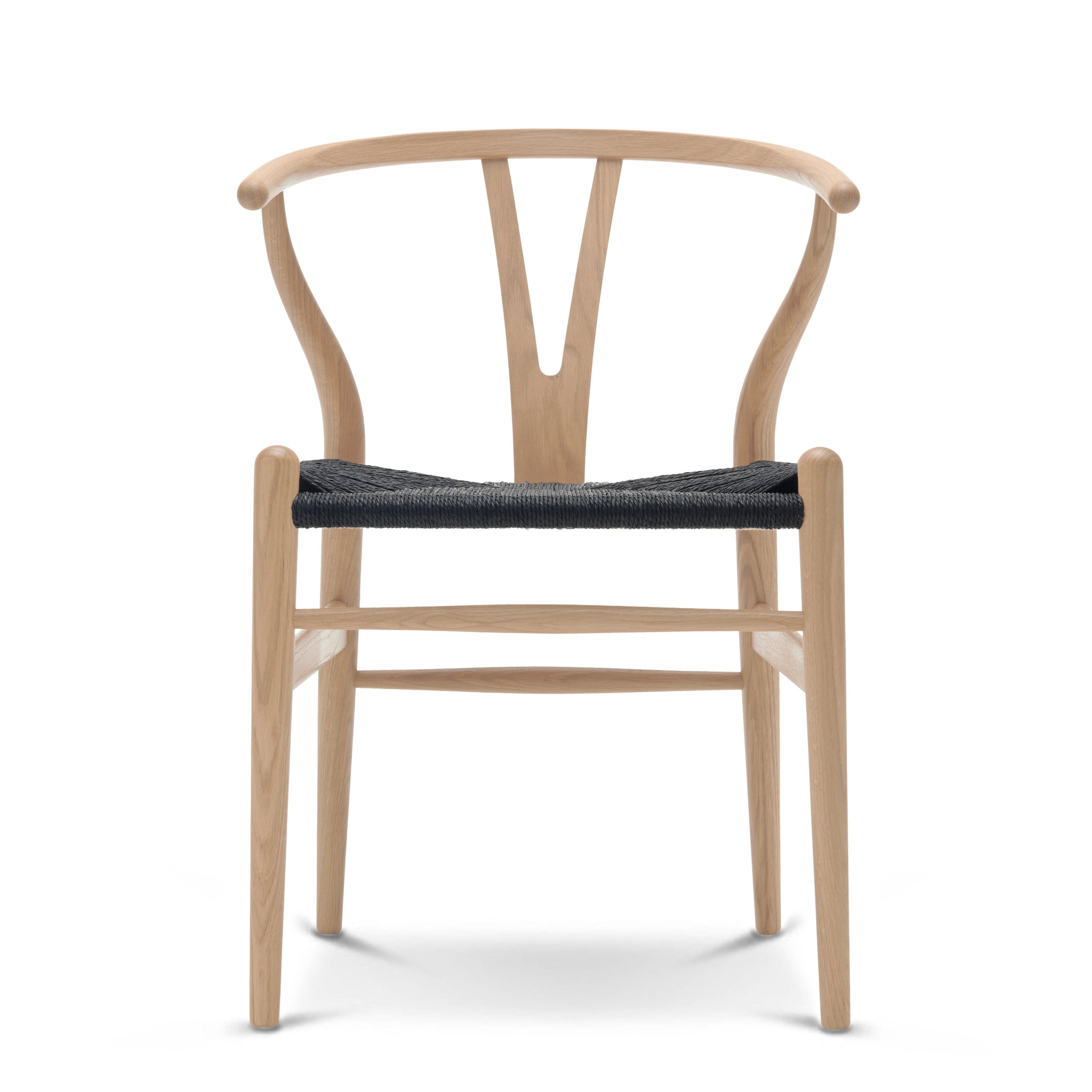 Carl Hansen CH24 Wishbone -tuoli