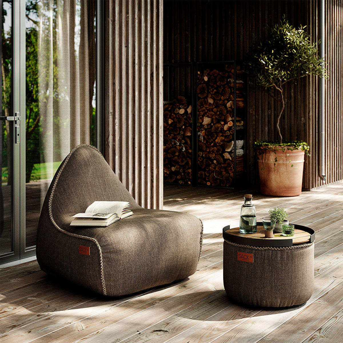 Sackit COBANA LOUNGE -säkkituoli  ja POUF -rahi
