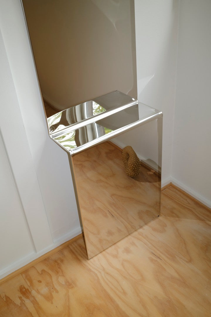 Muuto PLEAT -peili