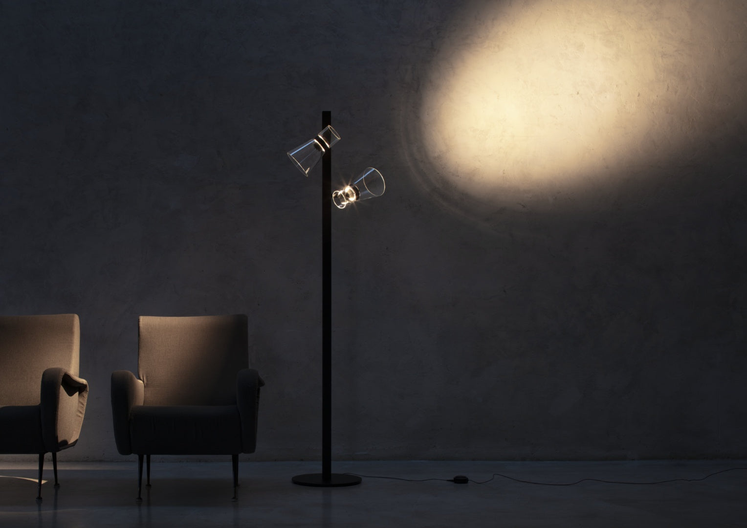 Flos NOCTURNE -lattiavalaisin