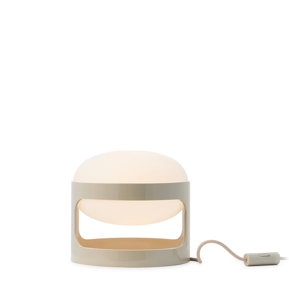 Kartell KD28 -pöytävalaisin