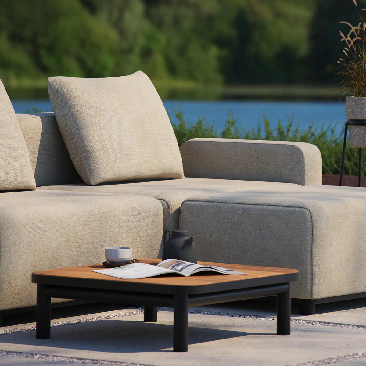 Sackit KIRRA SIDE TABLE -sohvapöytä