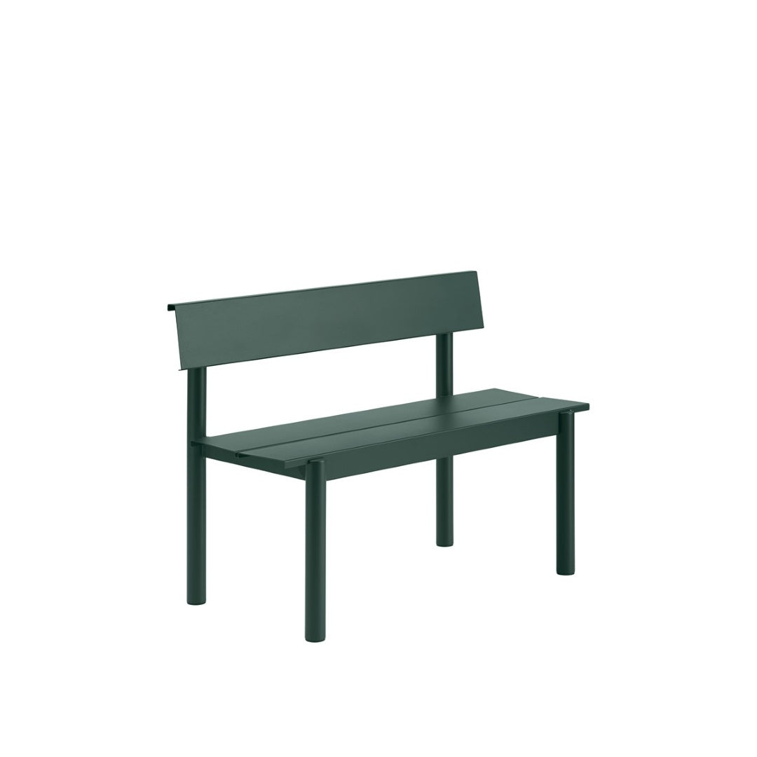 Muuto LINEAR STEEL -penkki selkänojalla