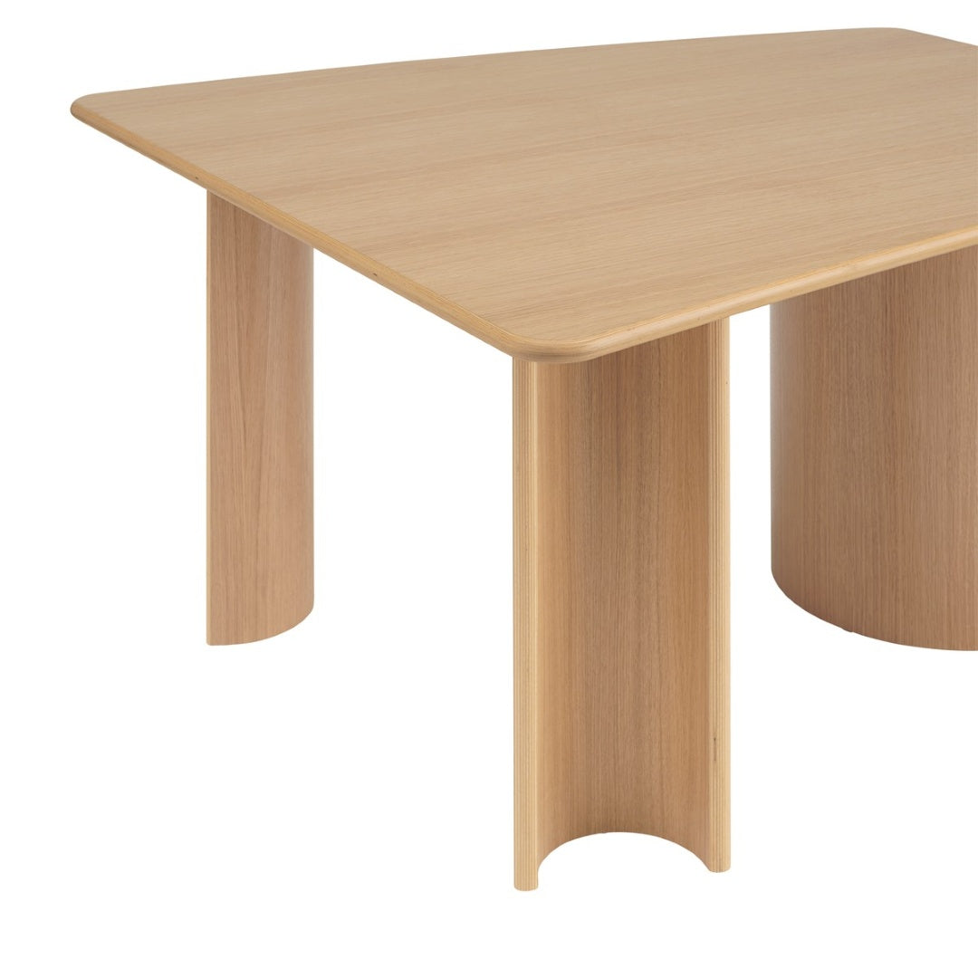 Muuto RE-NORM -pöytä