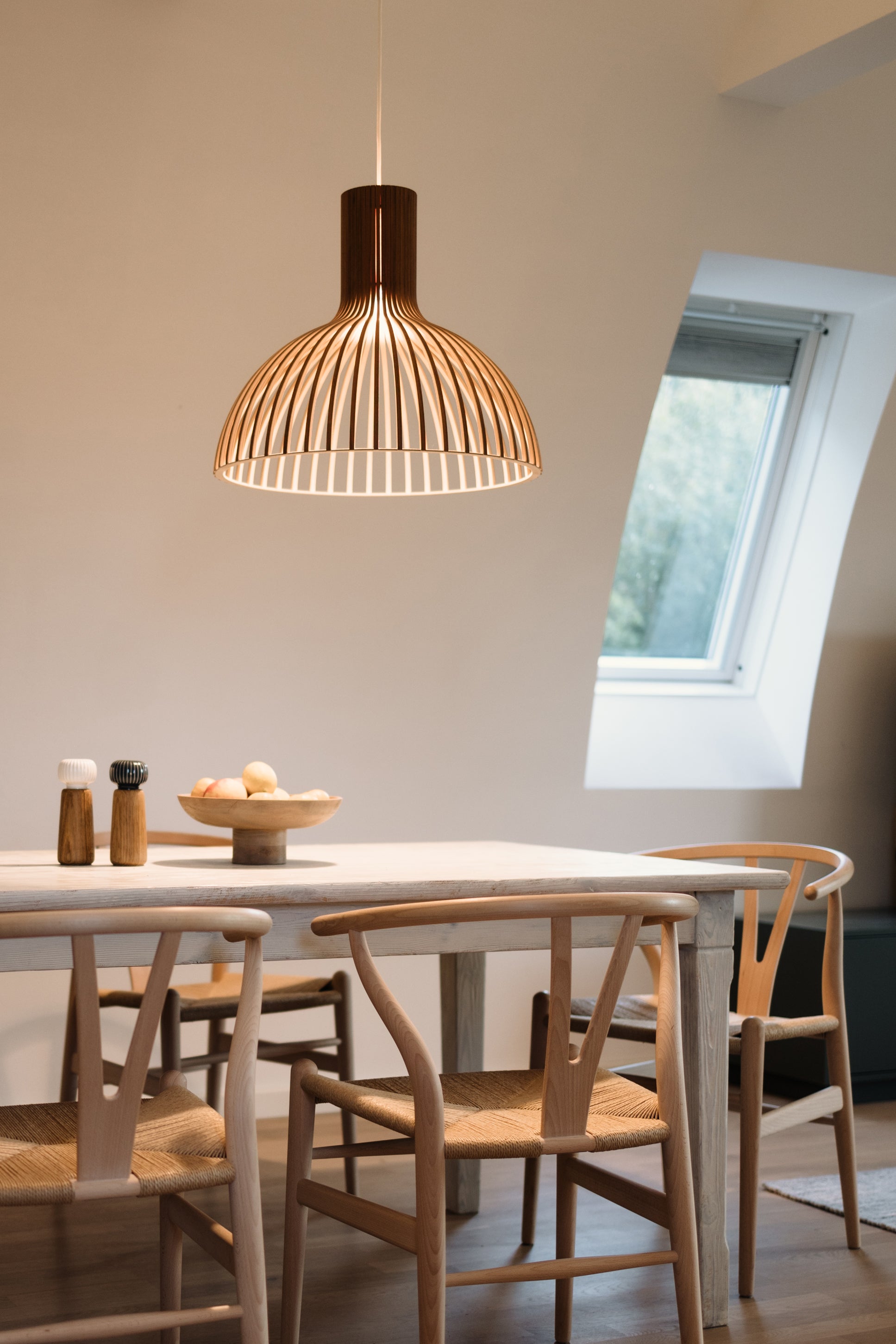 Secto VICTO 4250 -riippuvalaisin