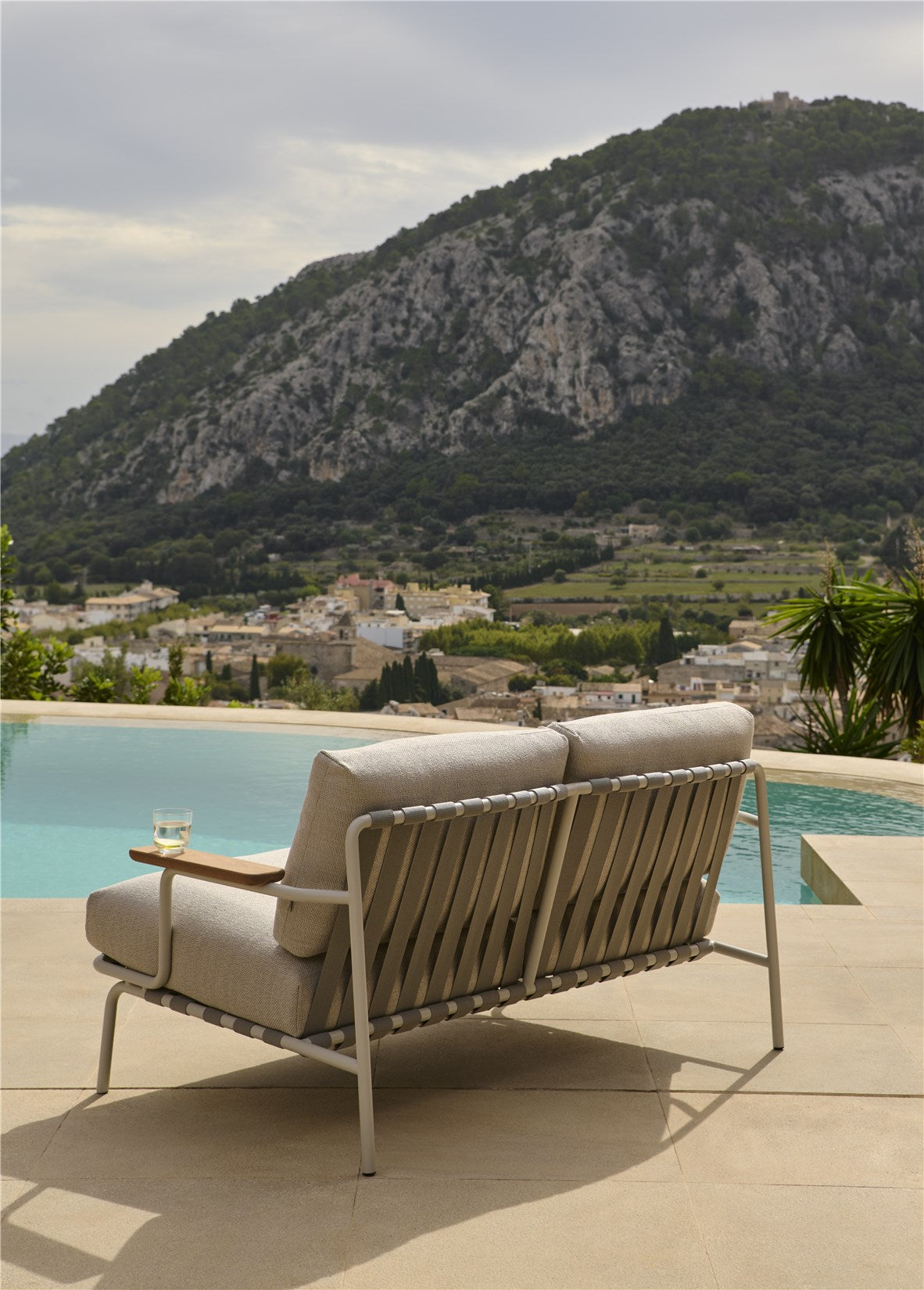 Muuto SETTLE SOFA 2-SEATER -sohva