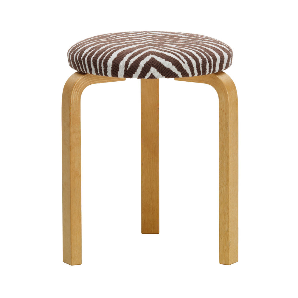 Artek 60 -jakkara, verhoiltu Zebra ruskea-valkoinen