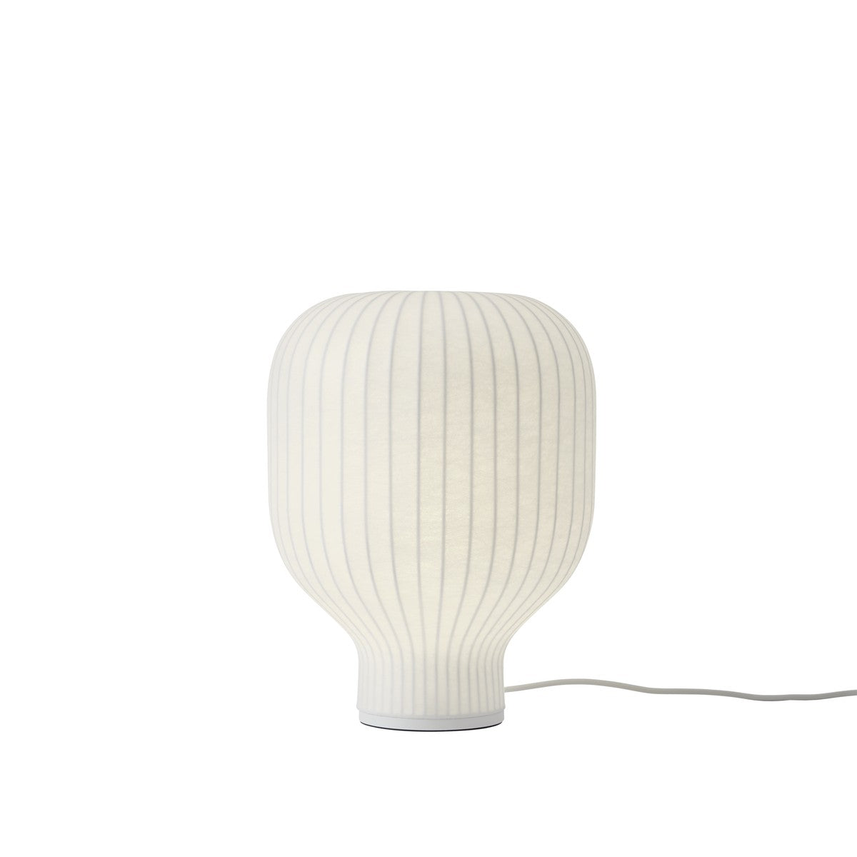 Muuto STRAND -pöytävalaisin
