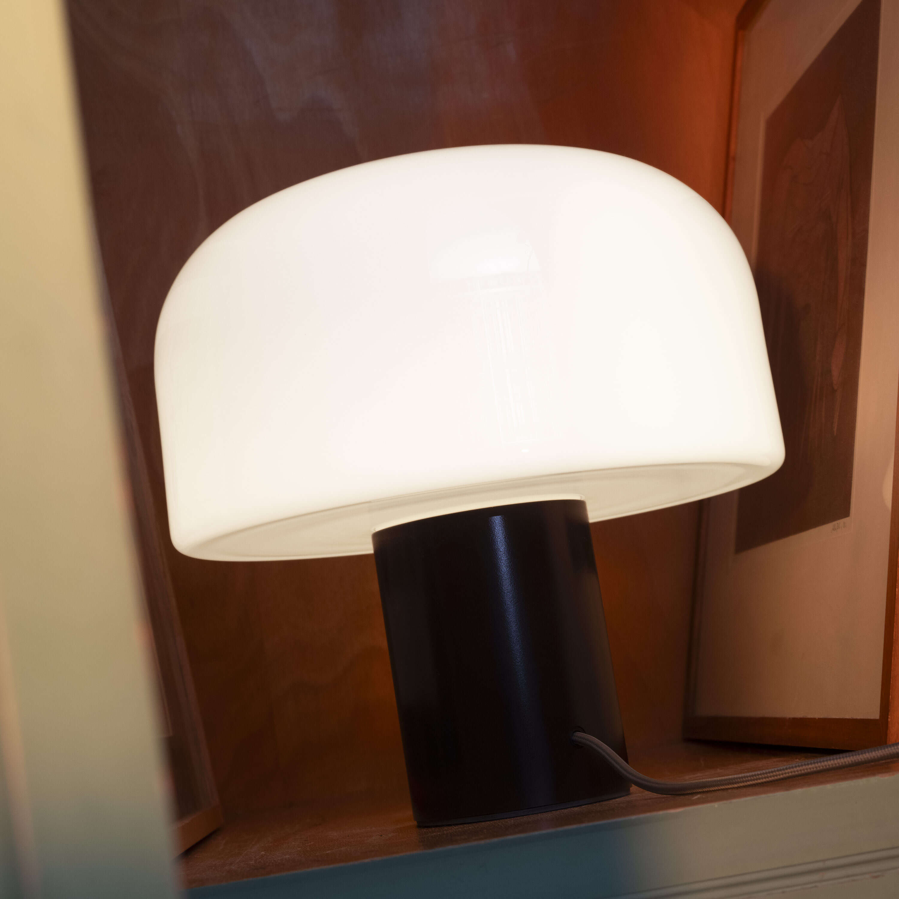 Flos BELLHOP GLASS T -pöytävalaisin