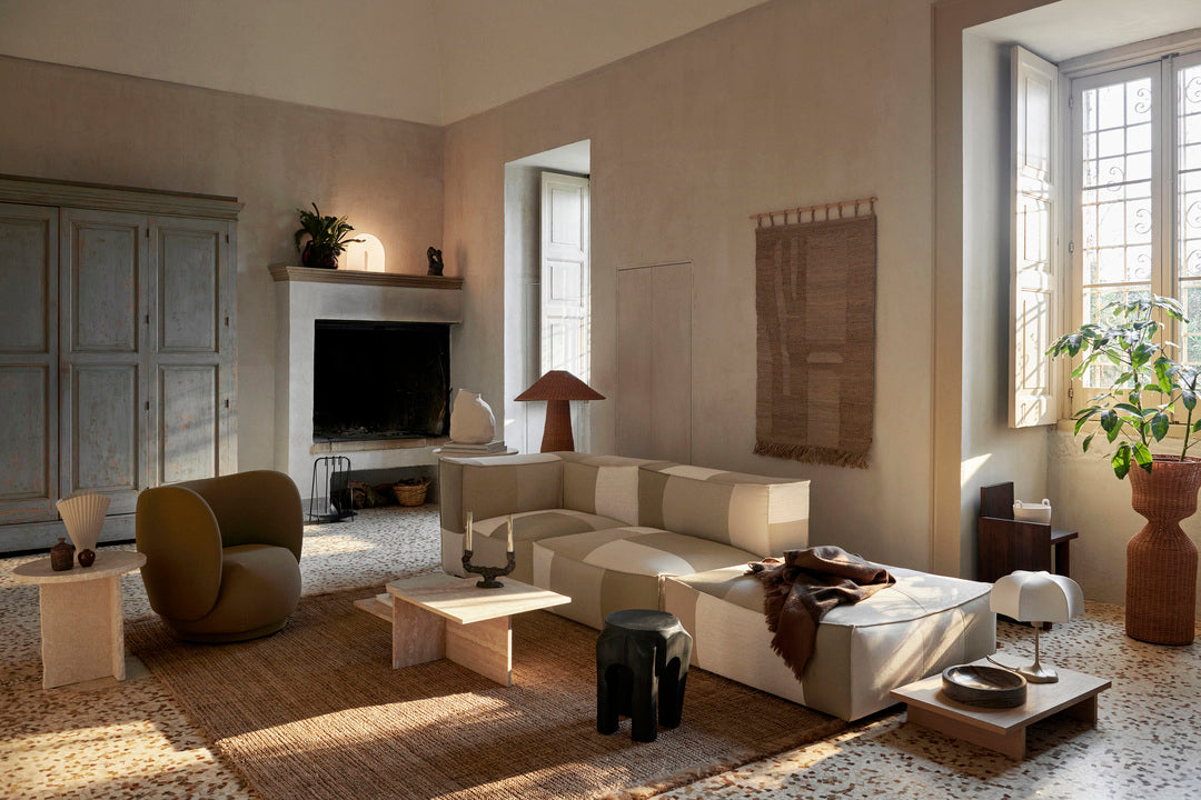 Ferm Living DISTINCT -sohvapöytä, travertine