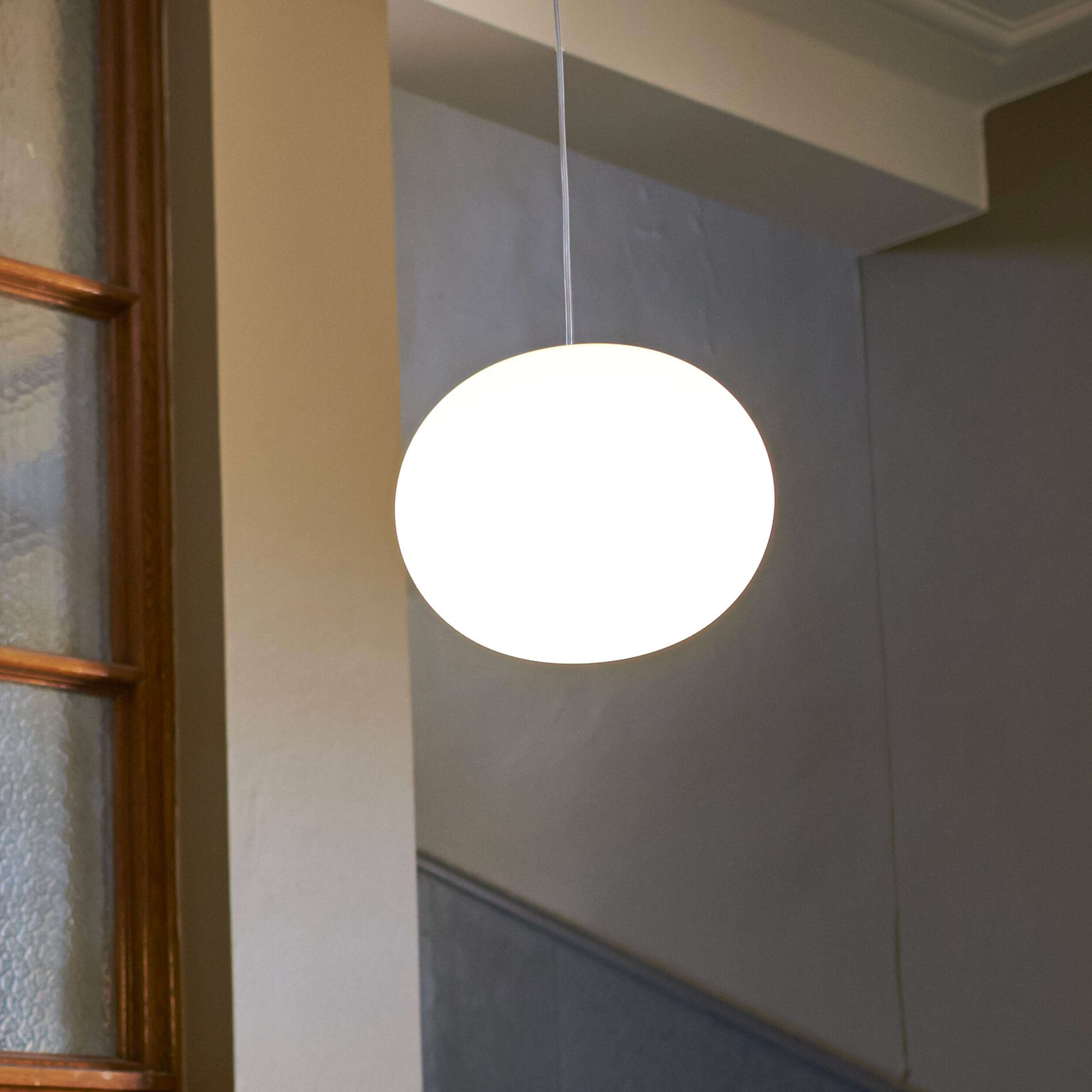 Flos GLO BALL -riippuvalaisin