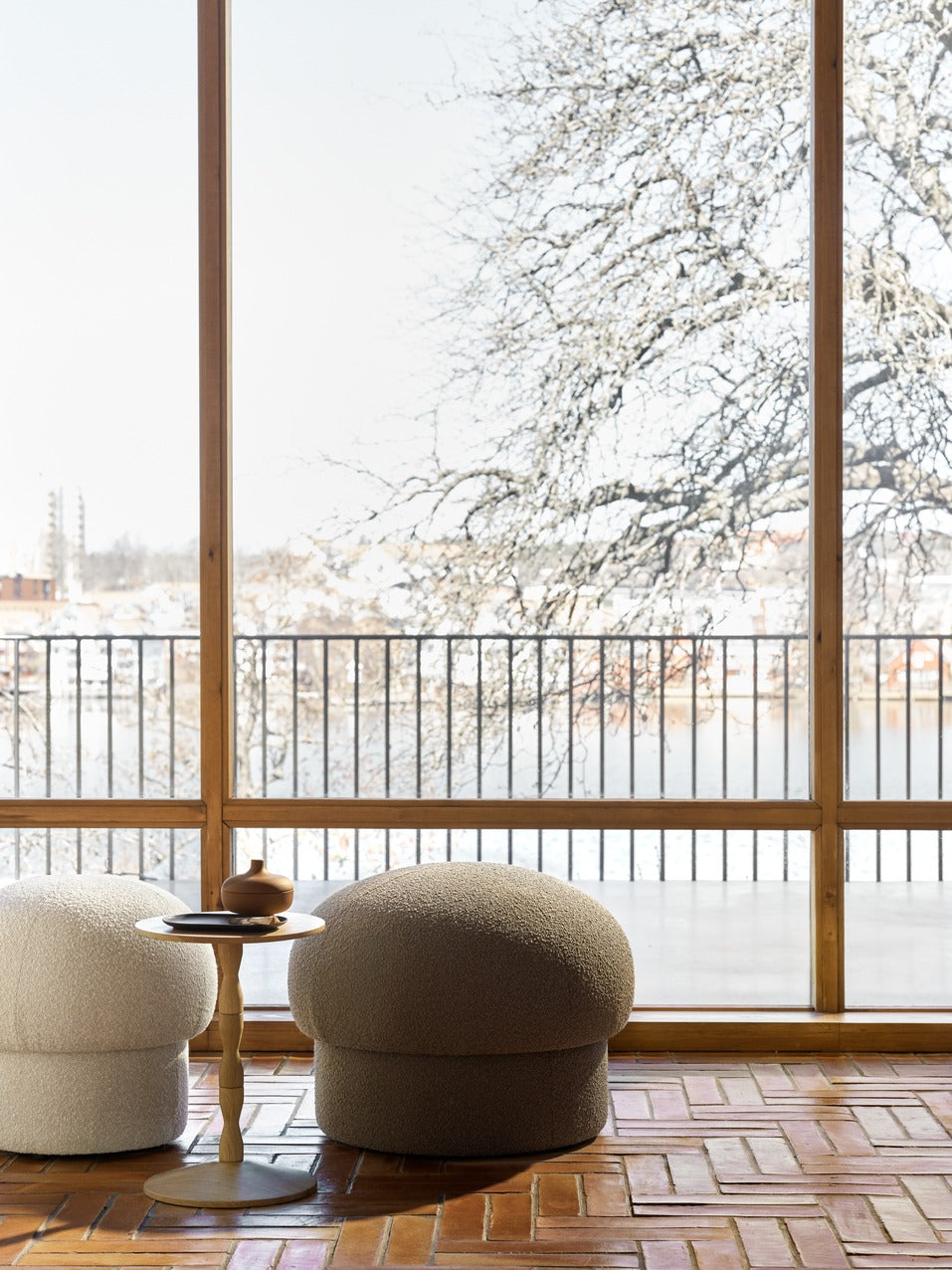 Design House Stockholm PEDESTAL -pöytä