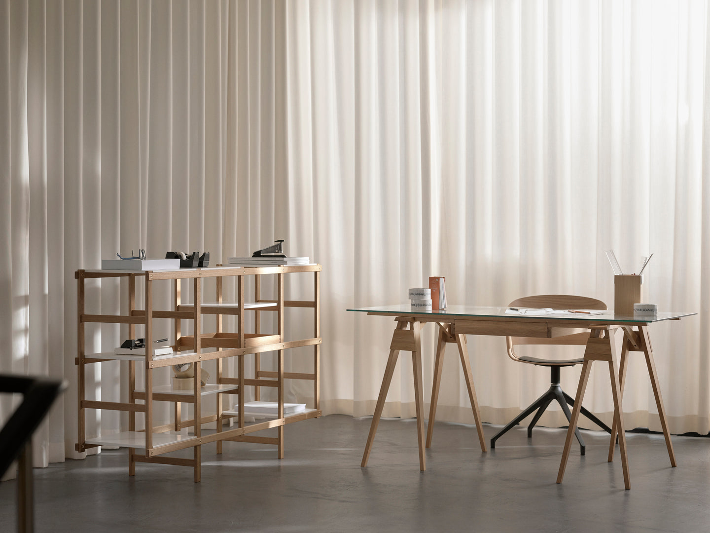 Design House Stockholm FRAME MEDIUM -hylly