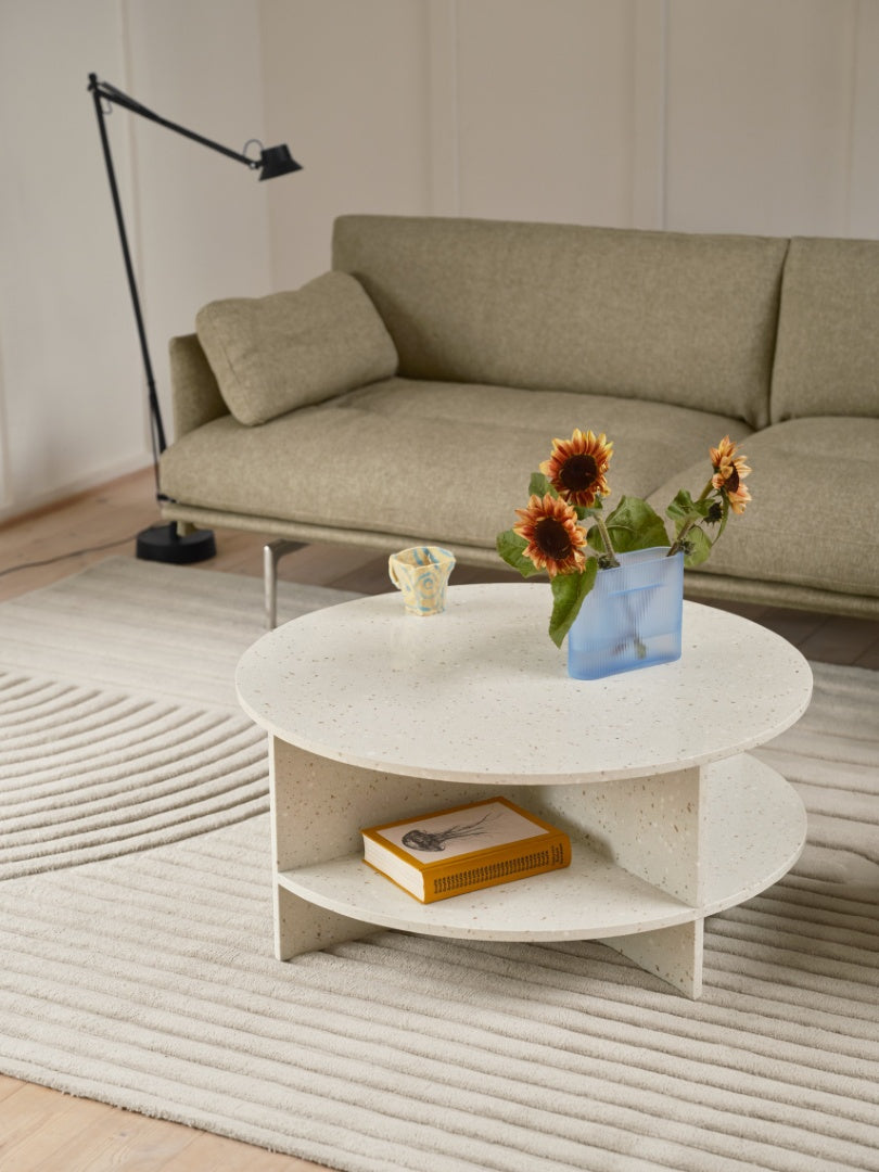 Muuto DEDICATE -lattiavalaisin