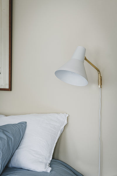 Innolux CARIN -seinävalaisin