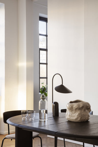Ferm Living BEVEL Ø117 cm-217 cm -pöytä