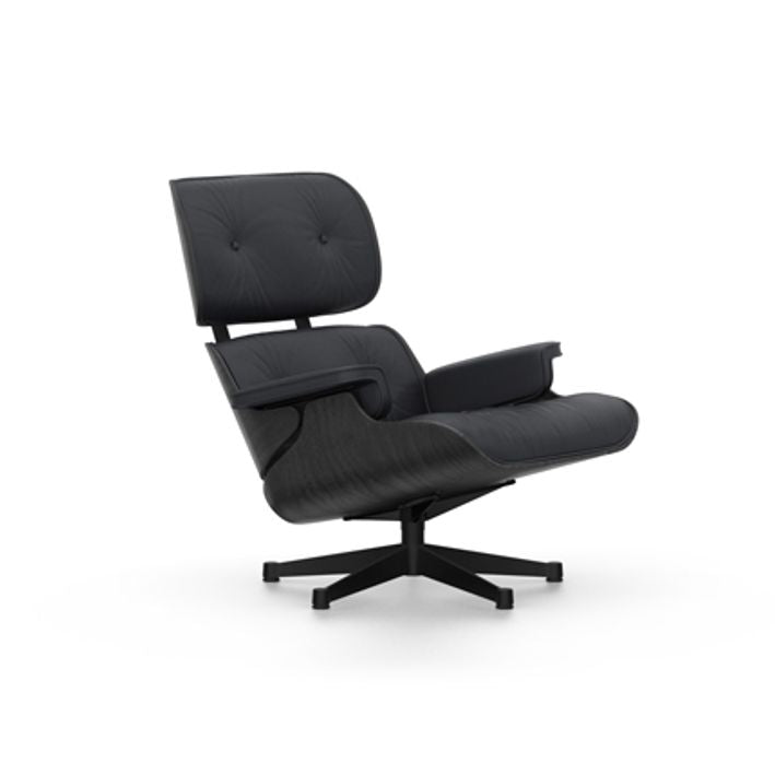Vitra EAMES LOUNGE -nojatuoli ja OTTOMAN -rahi, black ash