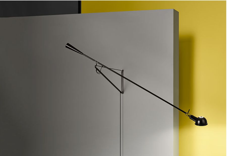 Flos 265 -seinävalaisin