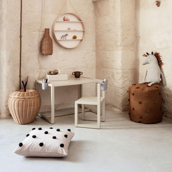 Ferm Living APPLE -rottinkikori