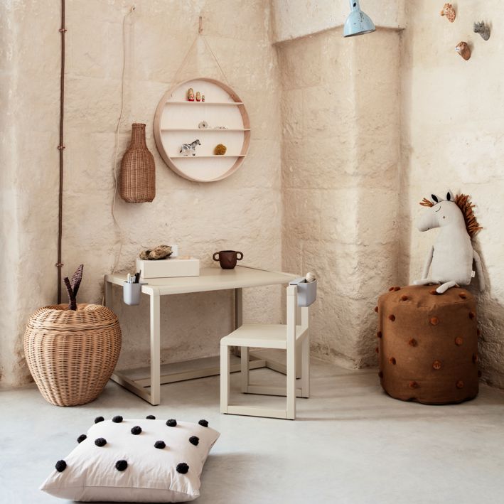 Ferm Living LITTLE ARCHITECT -pöytä