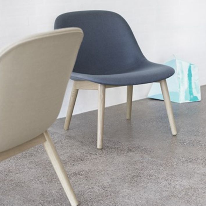 Muuto FIBER LOUNGE WOOD BASE -nojatuoli