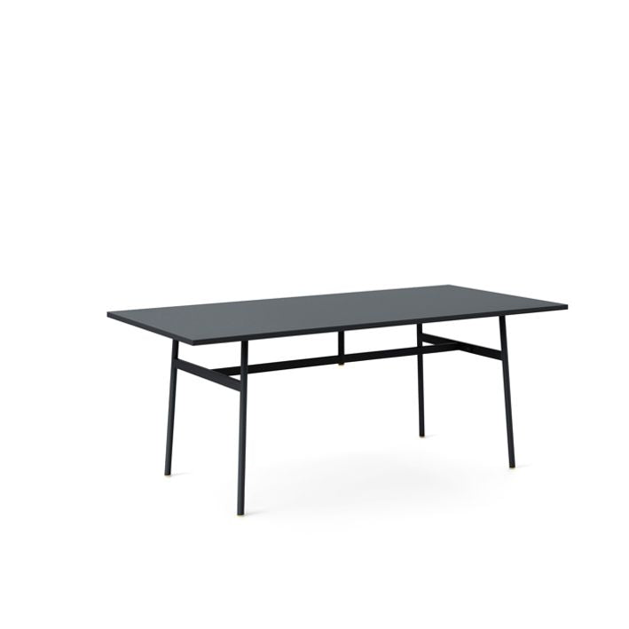 Normann Copenhagen UNION -ruokapöytä