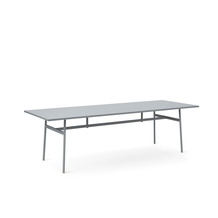 Normann Copenhagen UNION -ruokapöytä