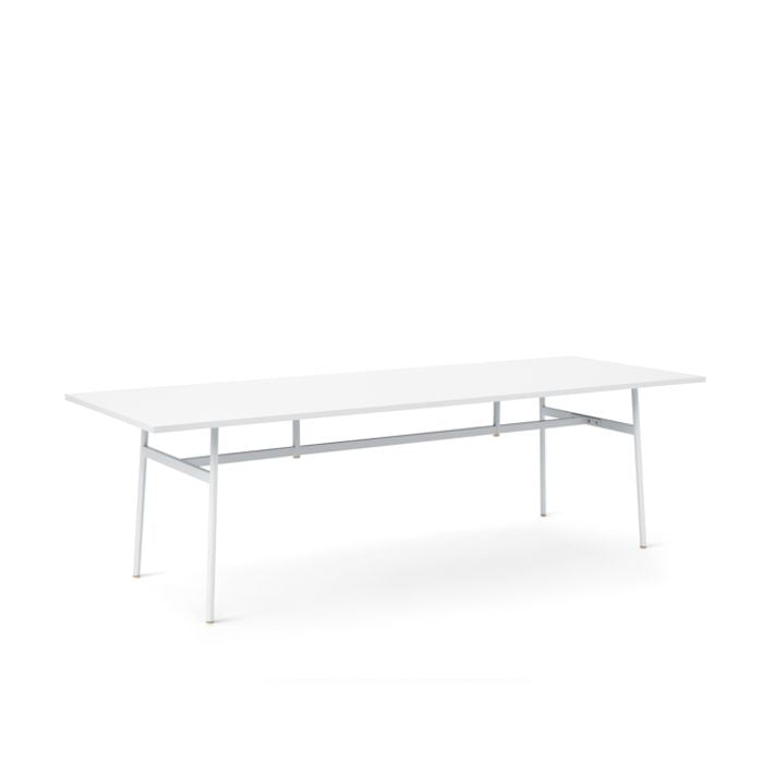 Normann Copenhagen UNION -ruokapöytä