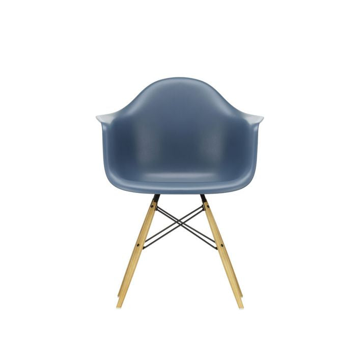 Vitra DAW-käsinojatuoli